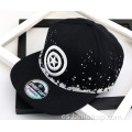 Tapa de sombrero snapback en blanco negro personalizado personalizado